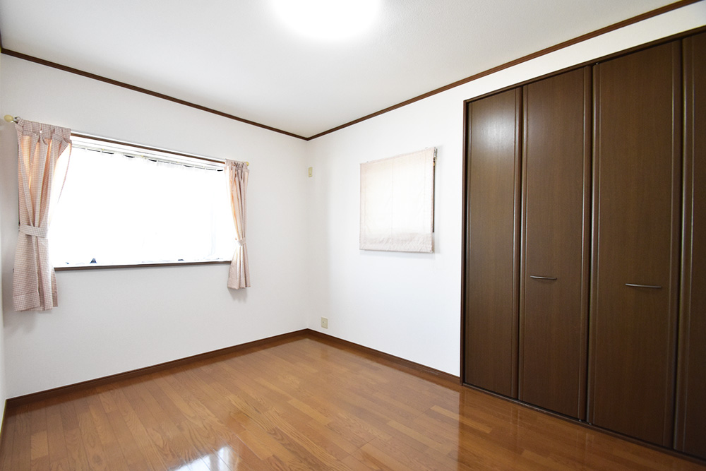 物件画像ギャラリー:すべての部屋に明るい光が差し込む家