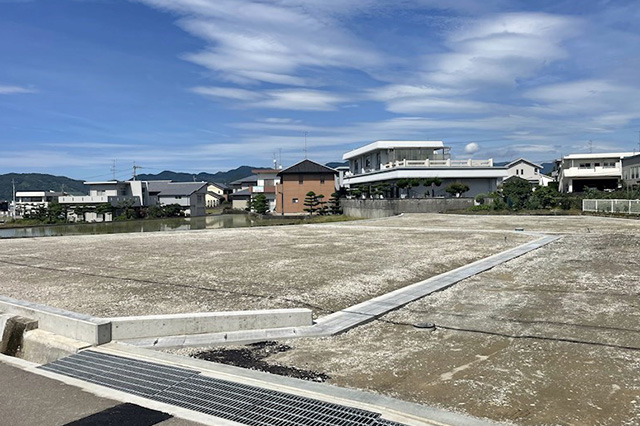 画像:妻鳥町2区画分譲地