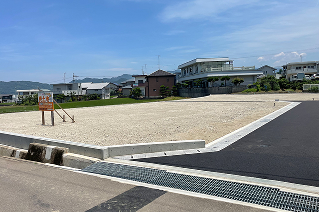 画像:妻鳥町2区画分譲地